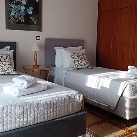 Apartment Filoxenia House *