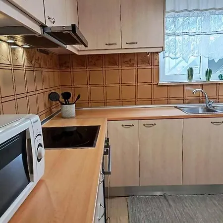 Filoxenia House Appartamento