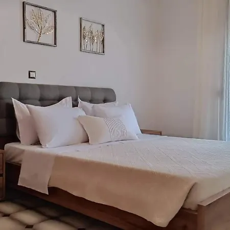 Appartamento Filoxenia House *